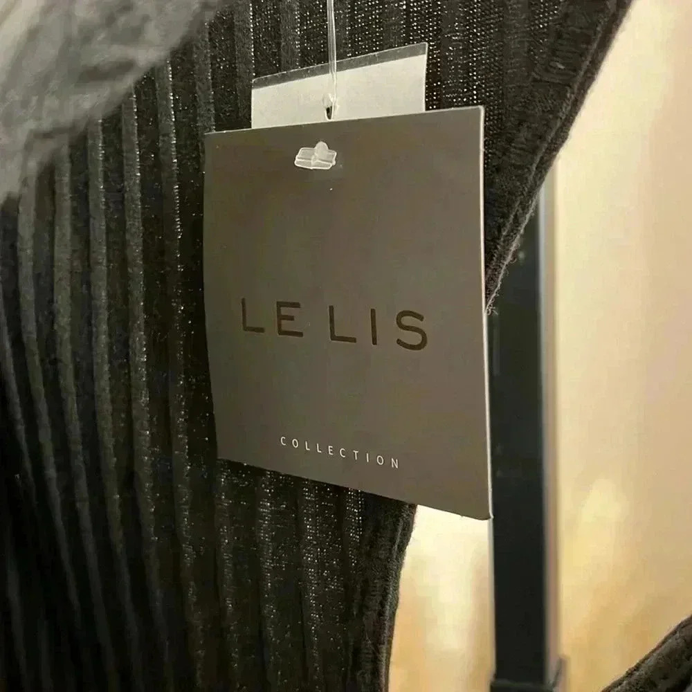 NWT LE LIS Women’s Long Sleeve Bodysuit Size Small - Picture 3 of 4
